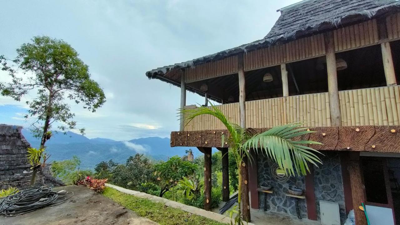 Kelimutu Paradiso Resort Exterior photo