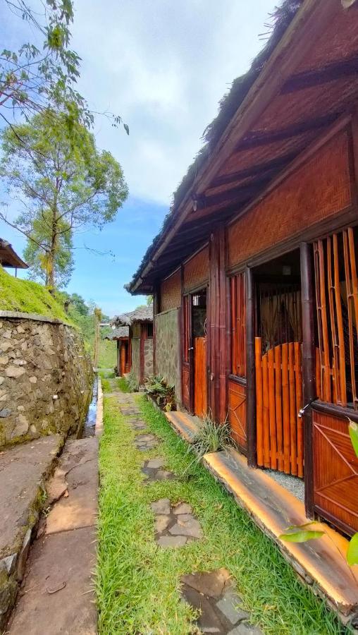 Kelimutu Paradiso Resort Exterior photo