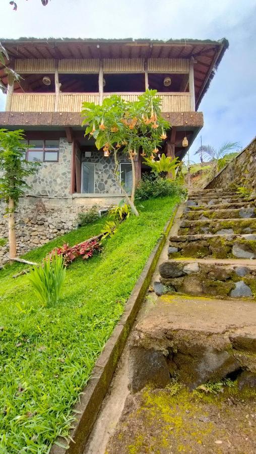 Kelimutu Paradiso Resort Exterior photo